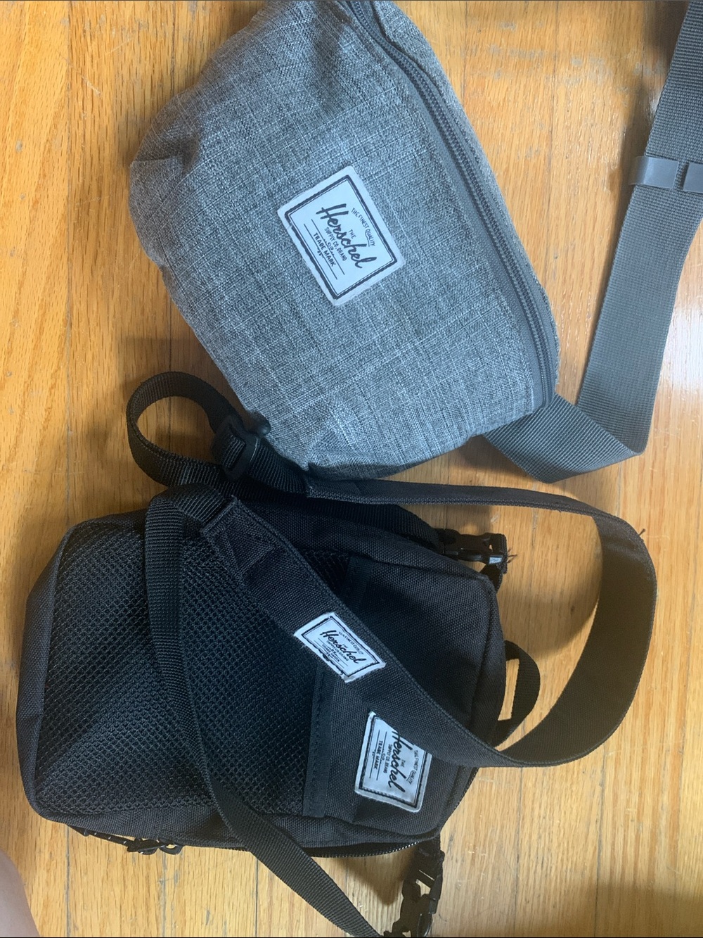 2 classic Herschel bags!
